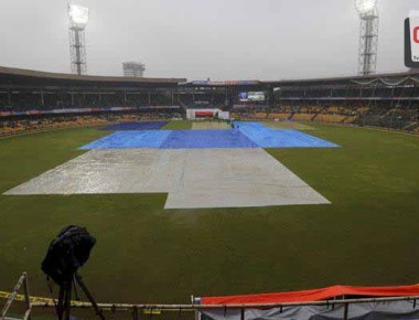 109334-478846-478633-m-chinnaswamy-stadium-rains (1)88