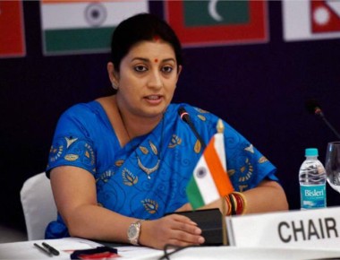 2016_6image_12_08_248017431smritiirani-ll