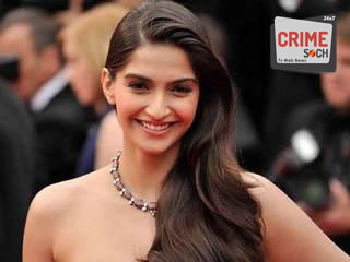 Sonam-Kapoor-Pardaphash-159012qr42