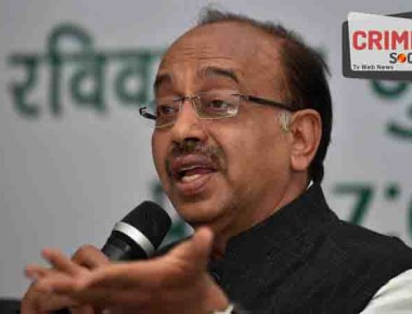 India's sports minister Vijay Goel addresses a press conference in New Delhi on July 25, 2016.
India's wrestling body on July 25 threw its weight behind dope-tainted grappler Narsingh Yadav, saying he was innocent and should be given a chance to compete at the Rio Games.
 / AFP PHOTO / SAJJAD HUSSAIN