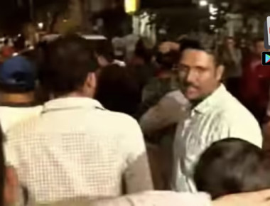 dispute-betweexcvxcvers-near-ameet-satam-office copy